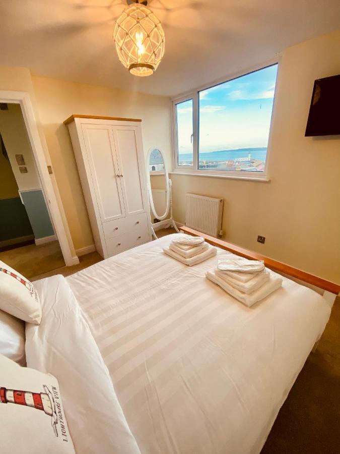 Lighthouse View, One Min From Harbour & Beach Apartamento Scarborough Exterior foto