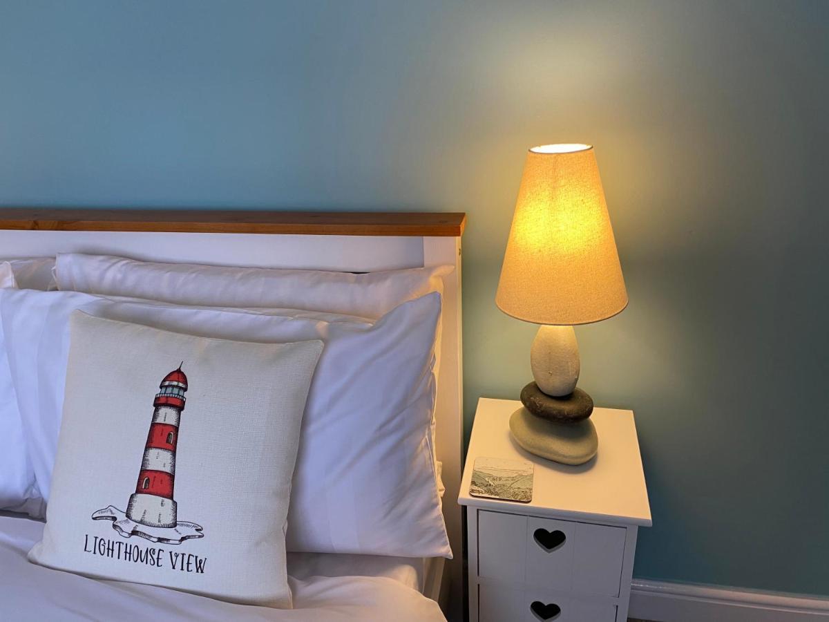 Lighthouse View, One Min From Harbour & Beach Apartamento Scarborough Exterior foto