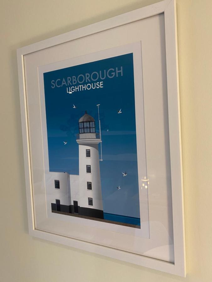 Lighthouse View, One Min From Harbour & Beach Apartamento Scarborough Exterior foto
